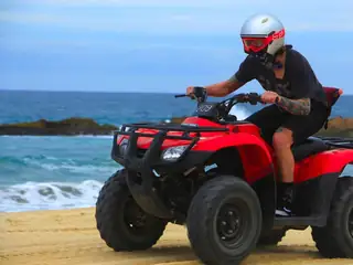 ATV en el desierto de Migriño — 2