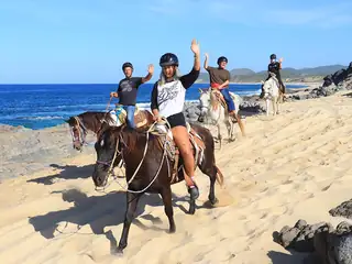 Cabalgata en playa Migriño — 5