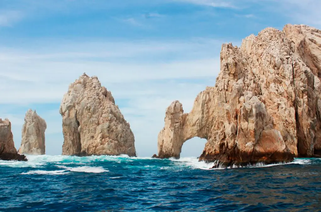 Playa del Amor y El Arco en barco de fondo de cristal — 1