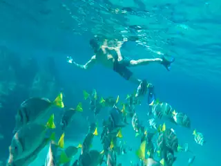 Playa del Amor y El Arco en barco de fondo de cristal — 2
